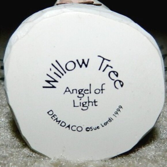 WILLOW TREE Angel of Light Figurine 1999 - Picture 4 of 10